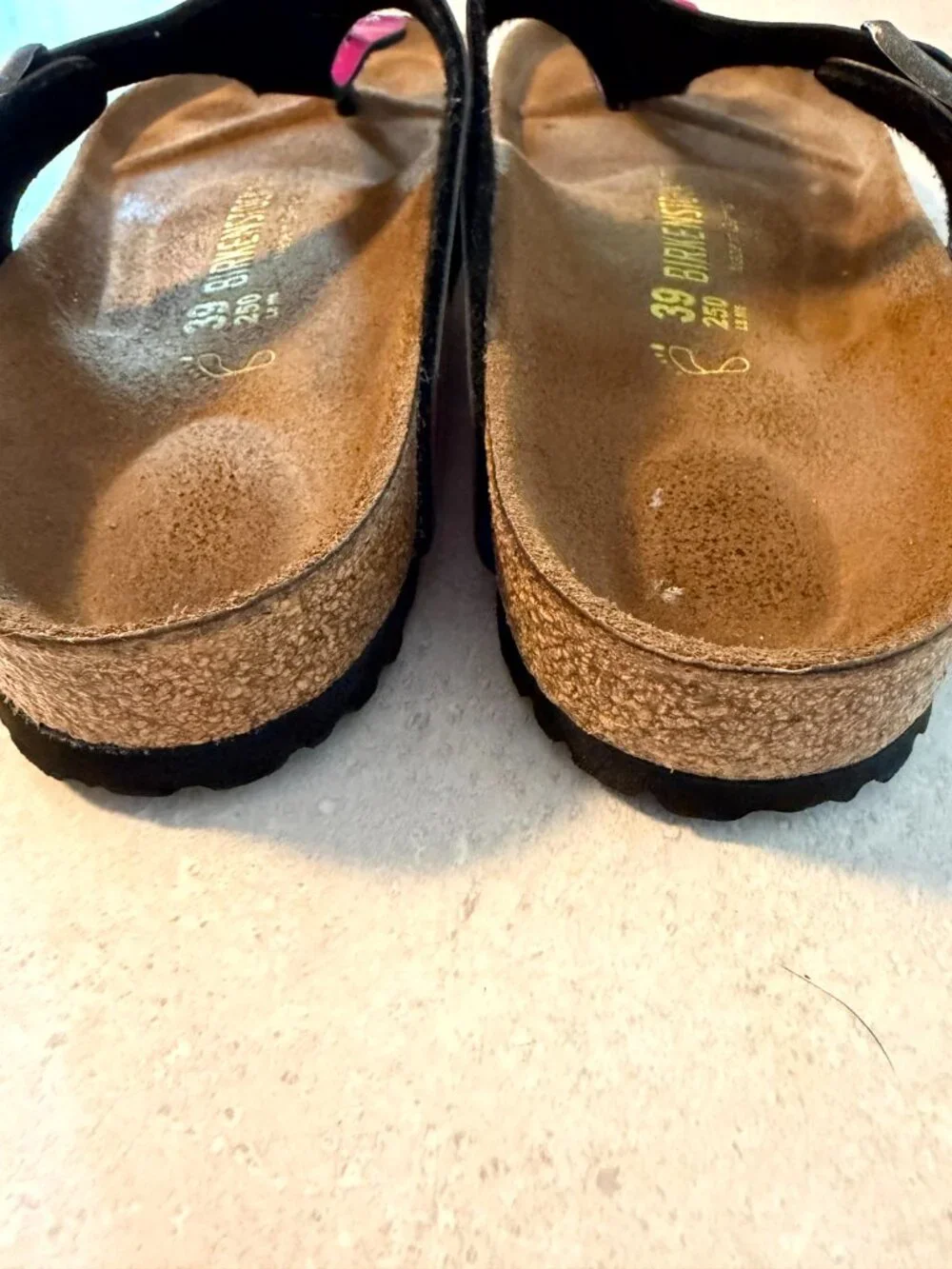 Birkenstock Gizeh Sandals Electric Metallic Magenta Women's US Size 8 EUR 39
